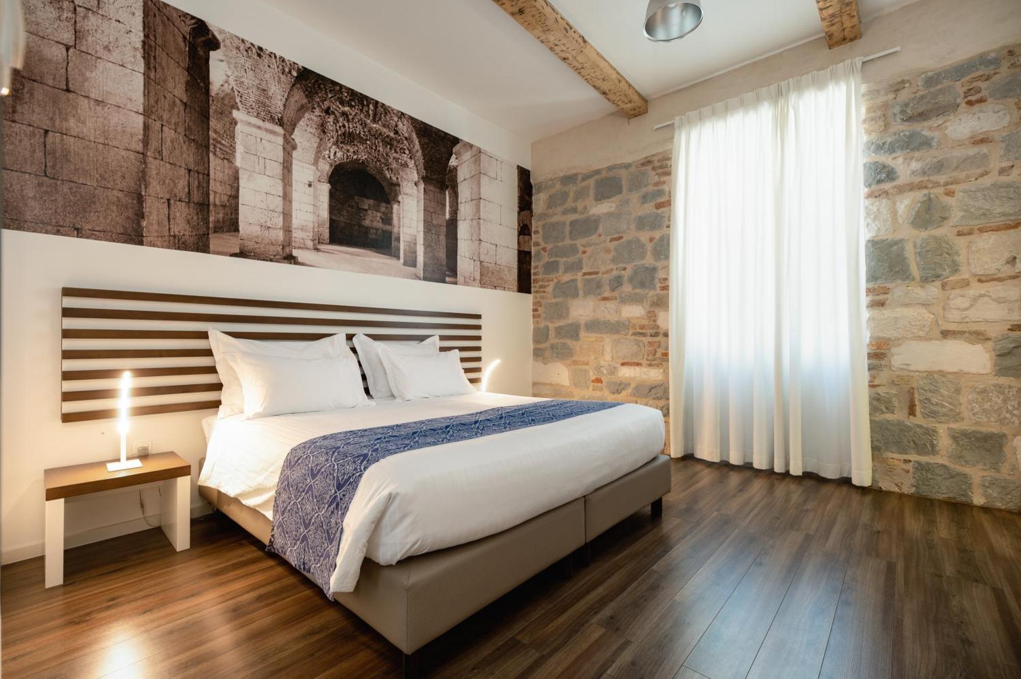 Azur Palace Luxury Rooms Split Bagian luar foto