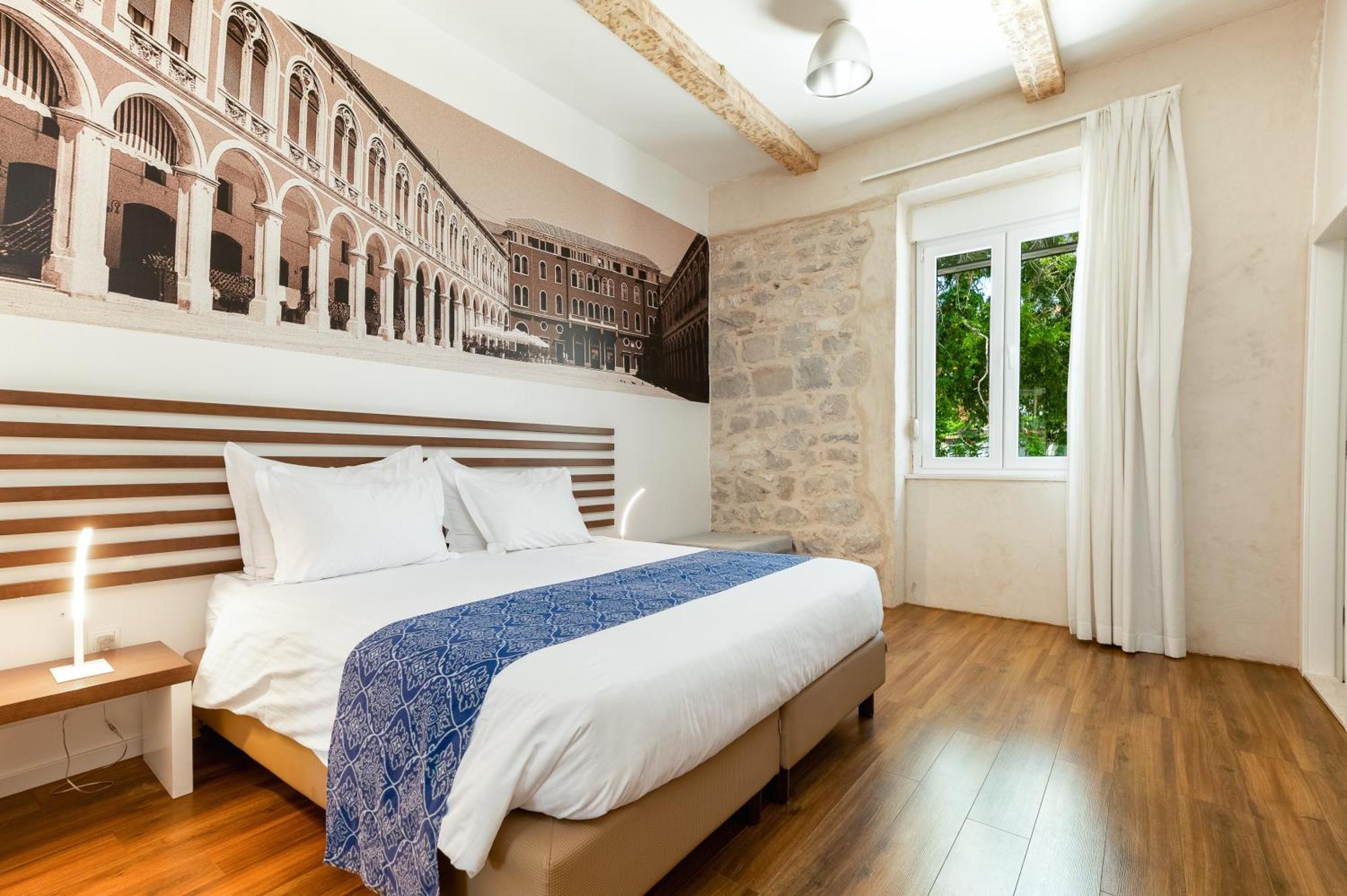 Azur Palace Luxury Rooms Split Bagian luar foto