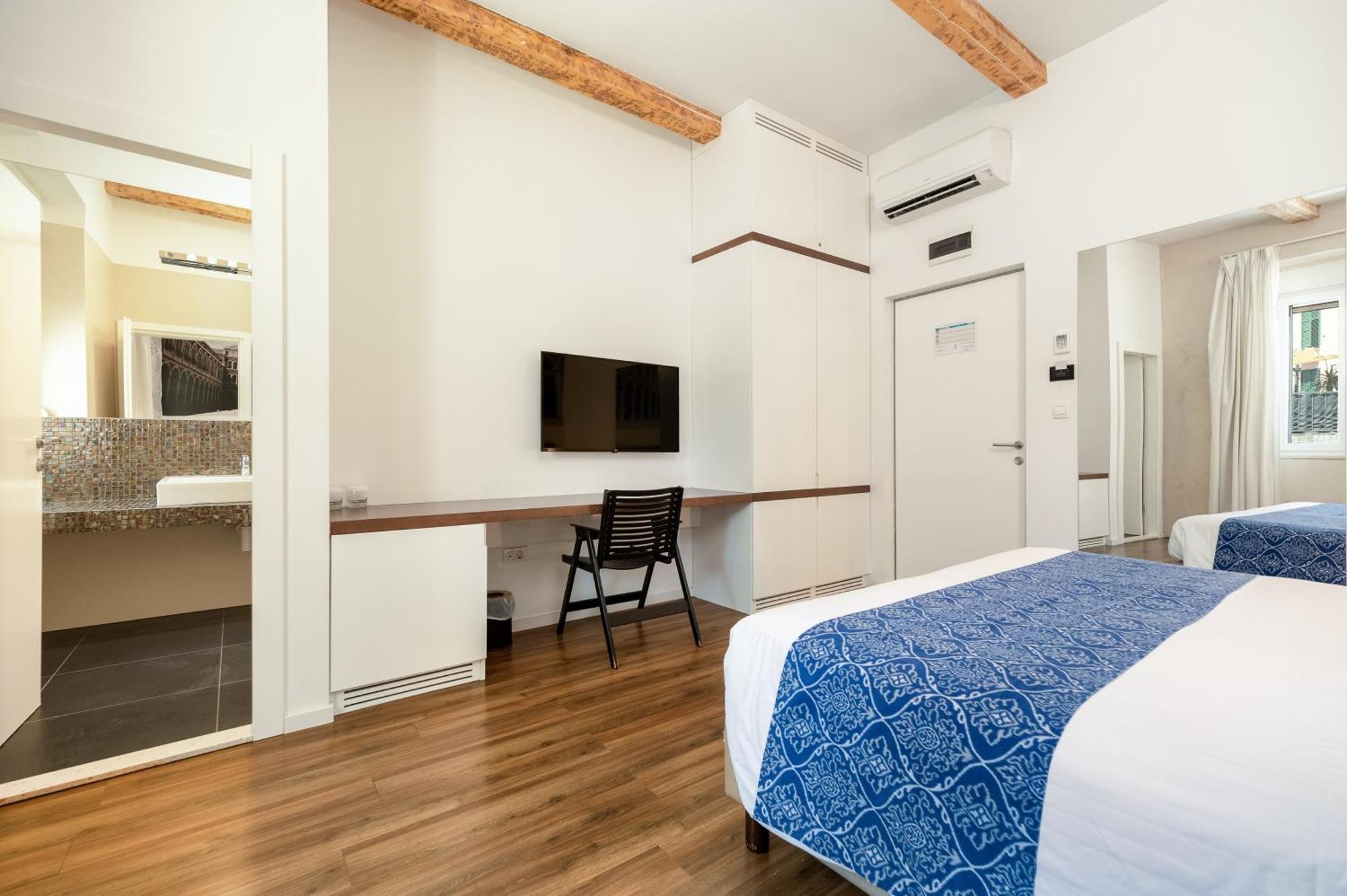 Azur Palace Luxury Rooms Split Bagian luar foto