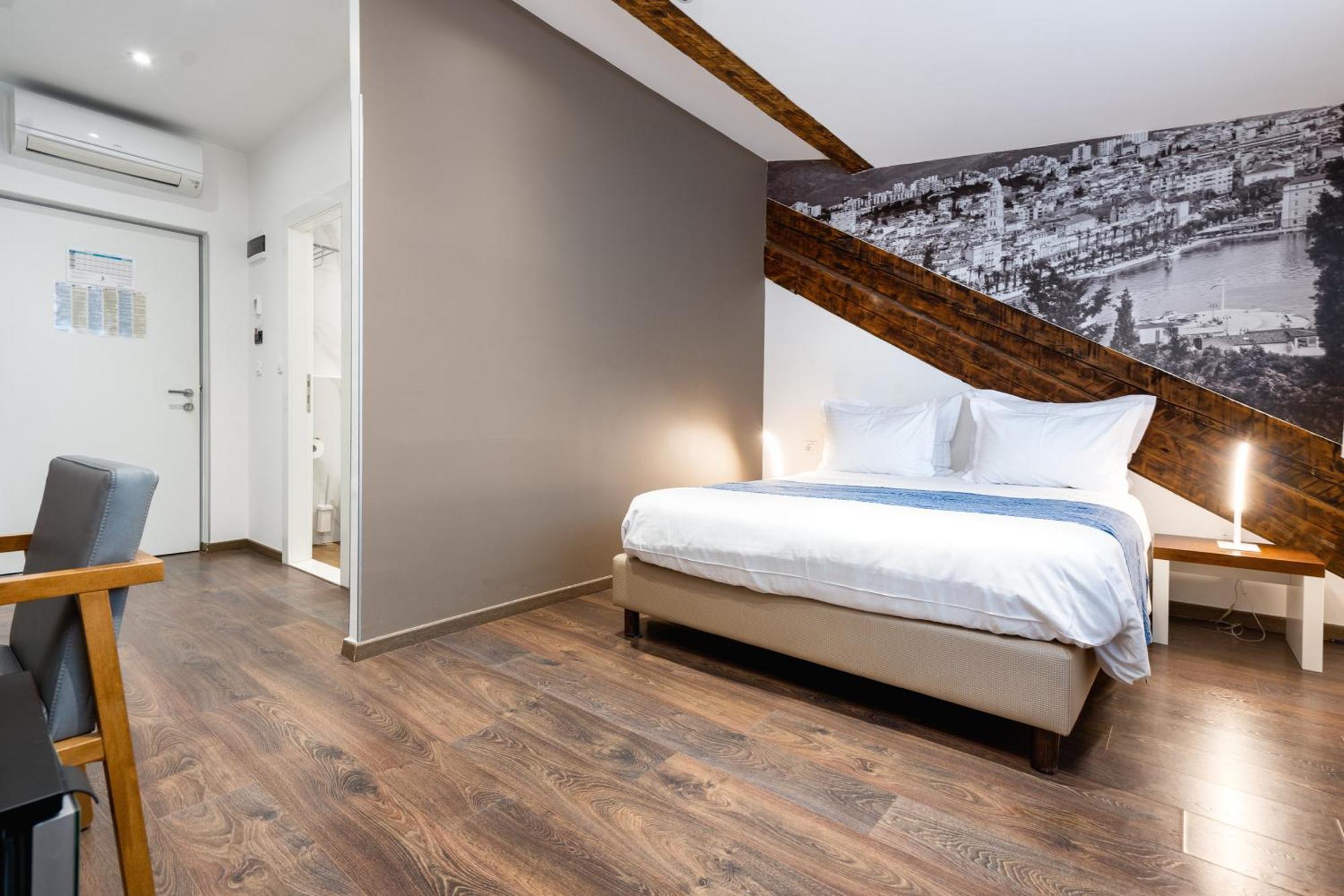 Azur Palace Luxury Rooms Split Bagian luar foto