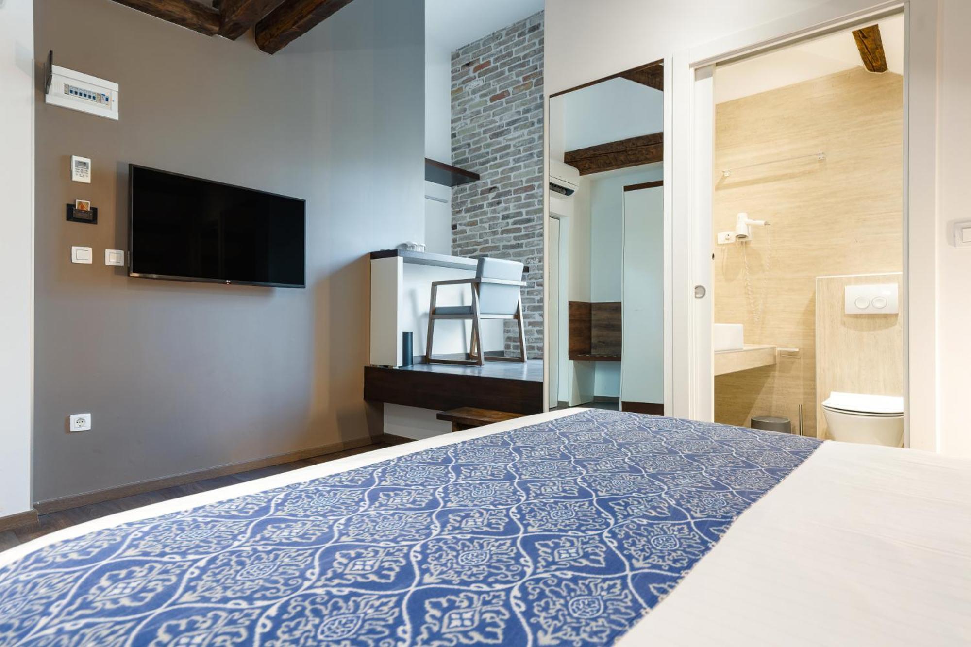 Azur Palace Luxury Rooms Split Bagian luar foto
